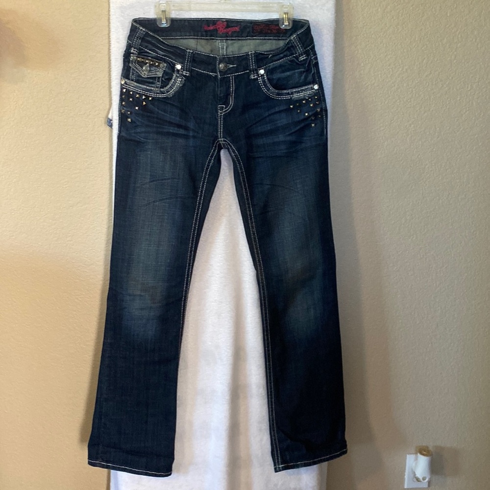 Rock & Roll Cowgirl Dark Wash Low Rise Studded Pocket Jeans- size 29x36